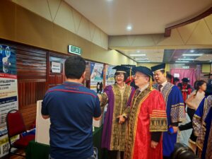 2811cb75-5f33-4c34-a3b3-fc4a6796870d