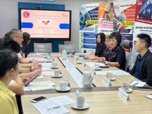 766ec307-f2ba-4516-8cc4-5fde5d4e5590