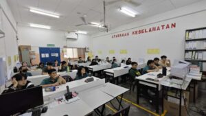 e61ef9f7-b9ae-4545-8794-86387ee65e21