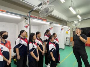 32e51198-29d6-4776-a995-3a44b2317d94