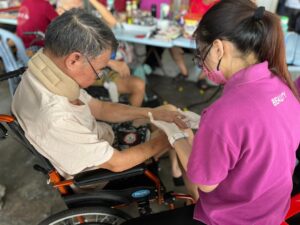 a19b27a4-bf4d-4a7d-a615-376013f8619a